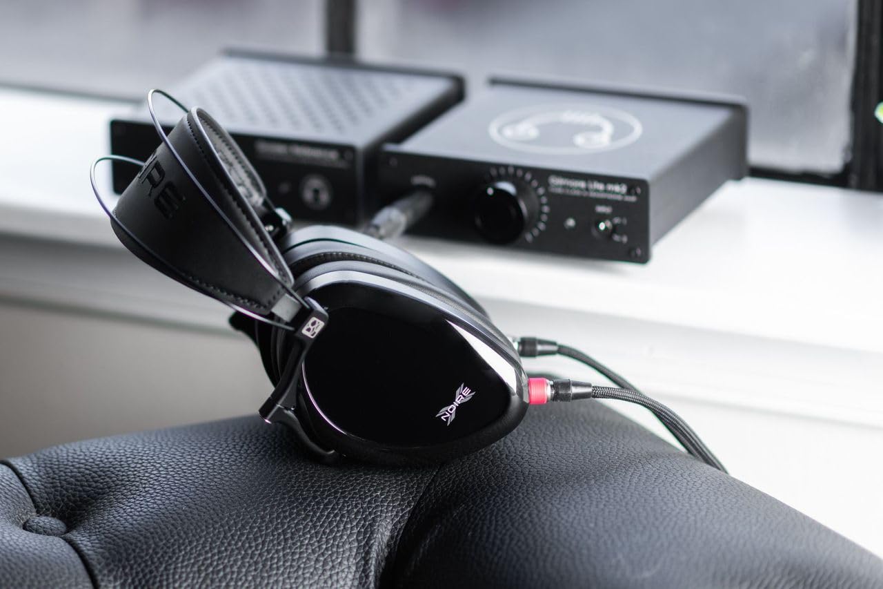 Dan Clark Audio NOIRE X closed — headband and chassis view