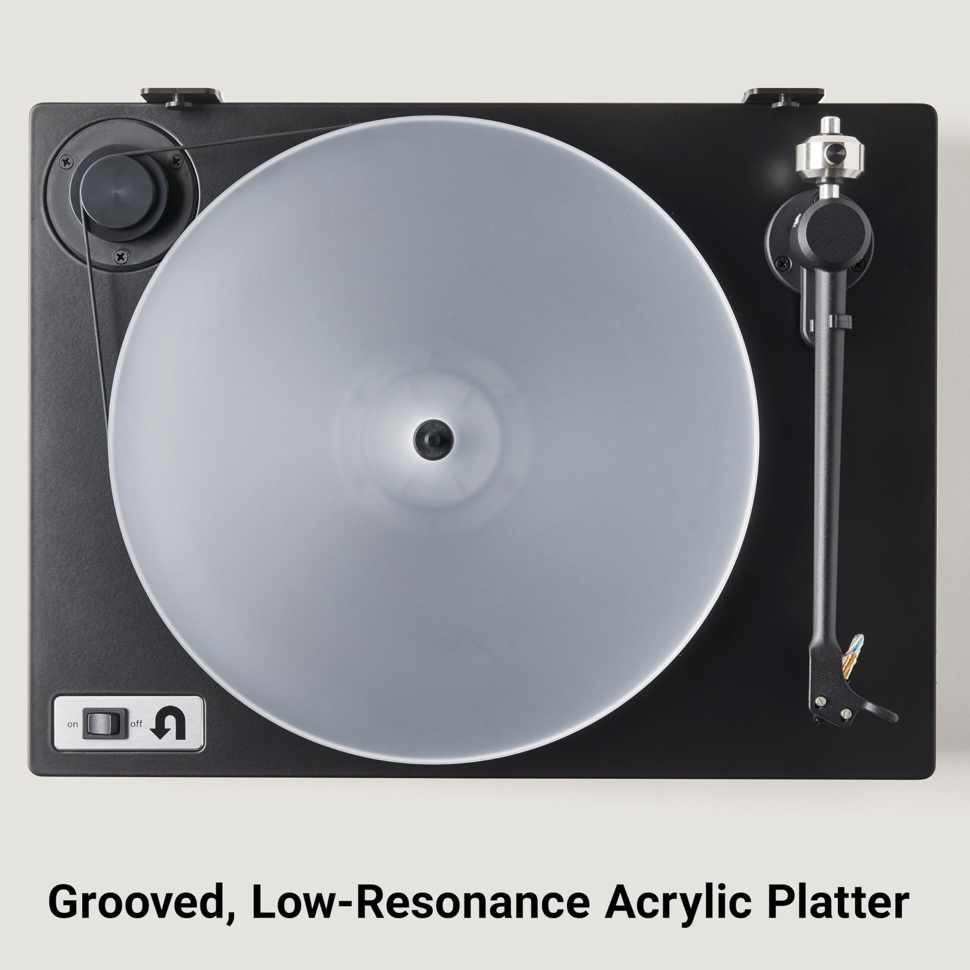 U-Turn Audio Orbit Plus — plinth and feet detail