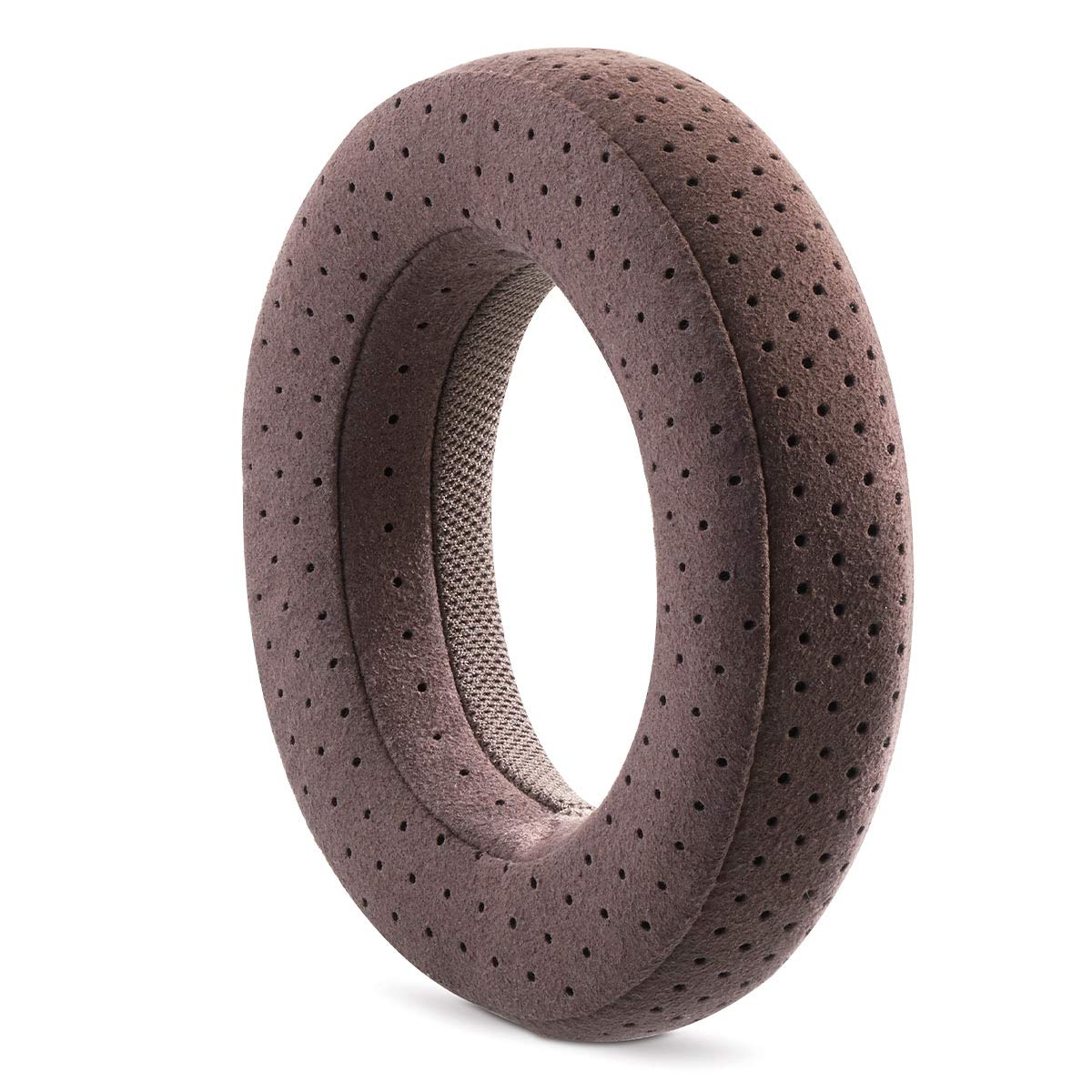Focal Clear MG — memory foam earpads close-up